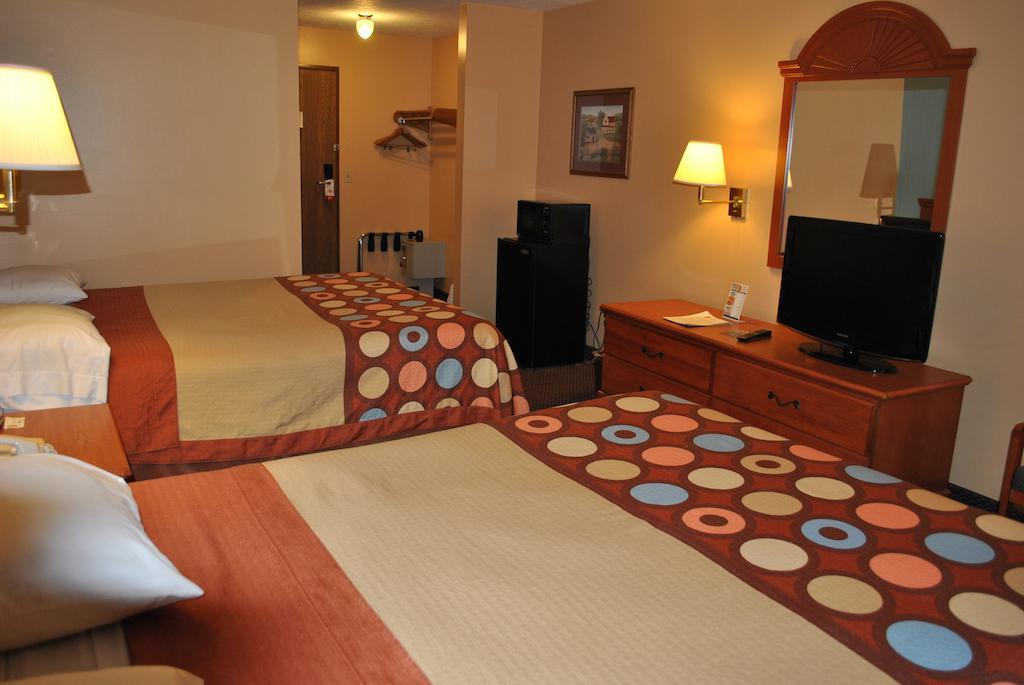 ซูเปอร์ 8 บาย วินด์แฮม ชิปเชวานา Hotel ห้อง รูปภาพ